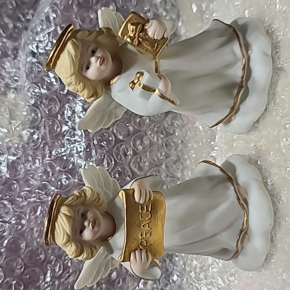 Golden halos angels